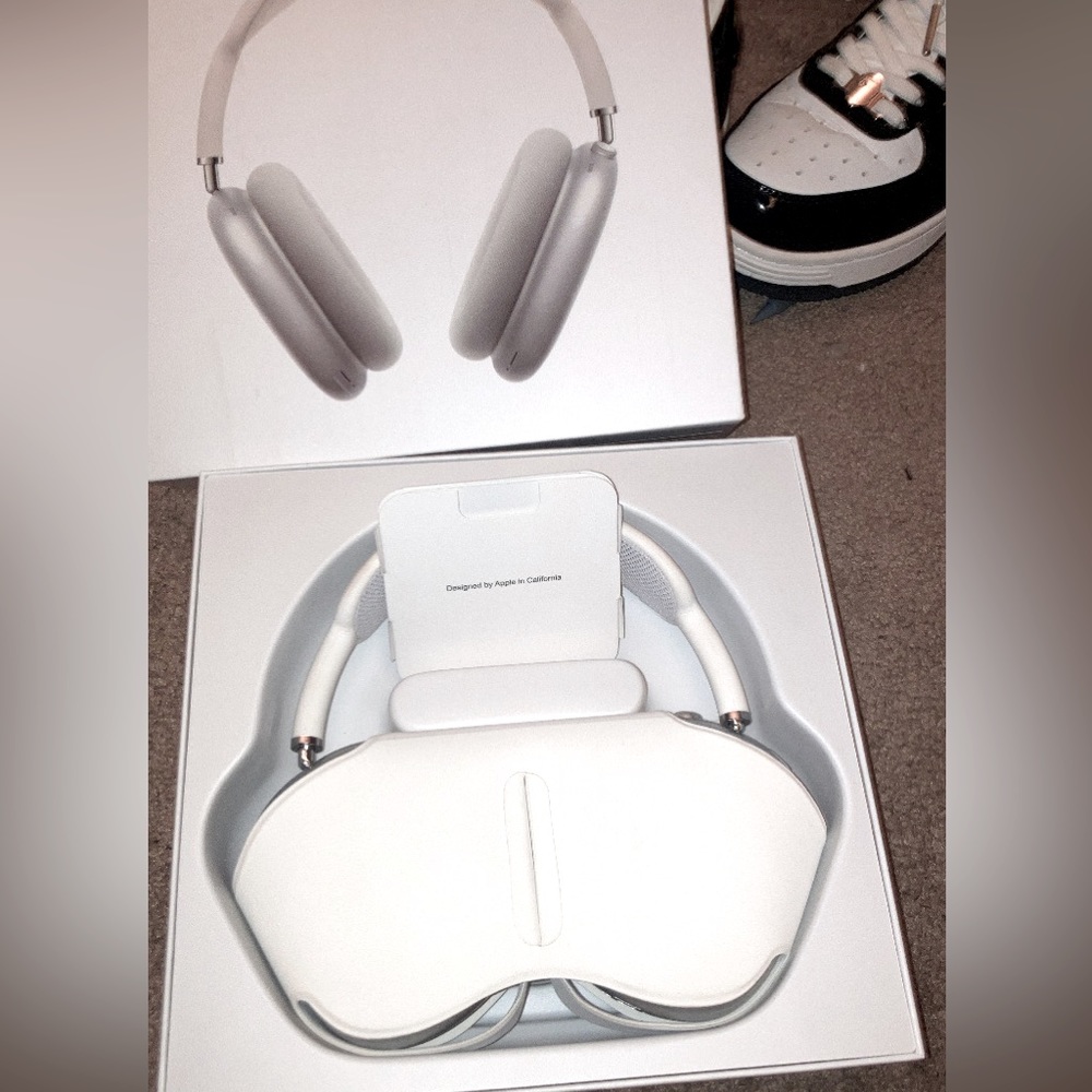 Apple AirPod max